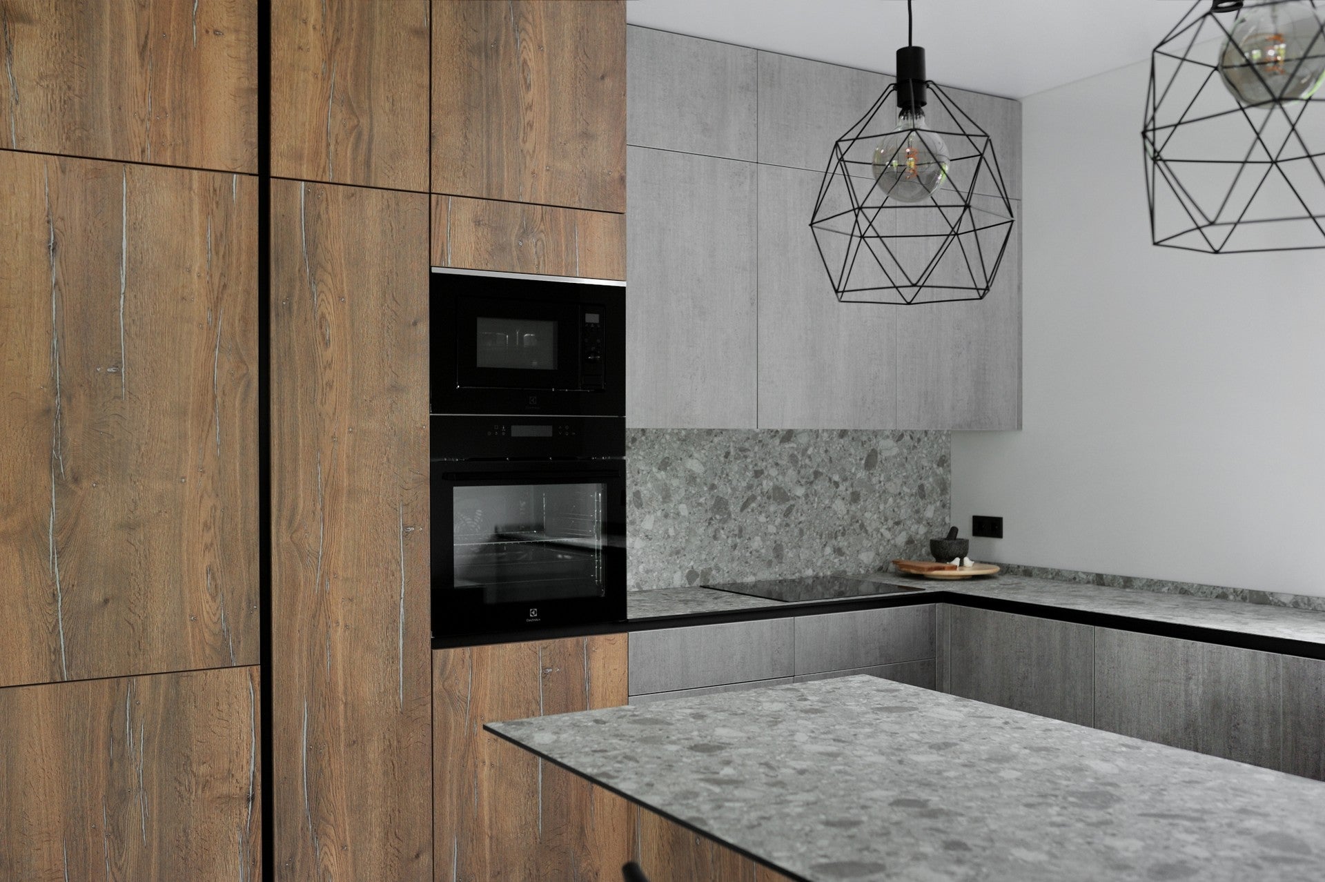 Industrial Kitchen with Island – Lithuania